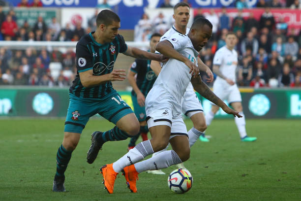 正是他在国 正是他在国